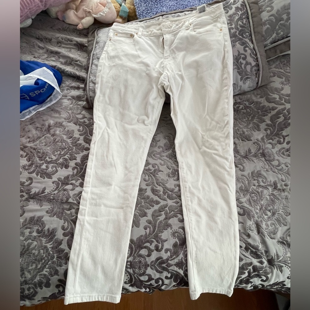 Only worn a few times, straight white Izzy Michael Kors jeans